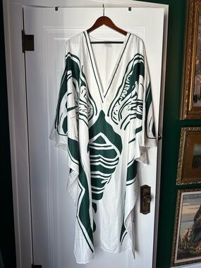 White Caftan with Dark Green Graphic Print
